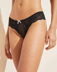 Anouk Thong - Black